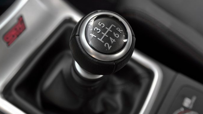Vites Küçültmek Hangi Durumlarda Faydalıdır? Vites Küçültmek Hangi Durumlarda Faydalıdır?